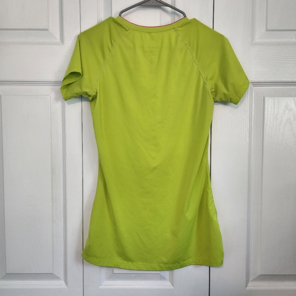 Nike top - Picture 3 of 3